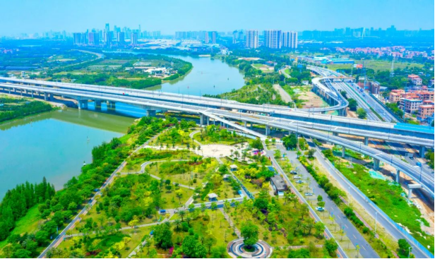 花卉古埠接軌現(xiàn)代化 小鳥科技助力雙軌小鎮(zhèn)煥發(fā)新顏