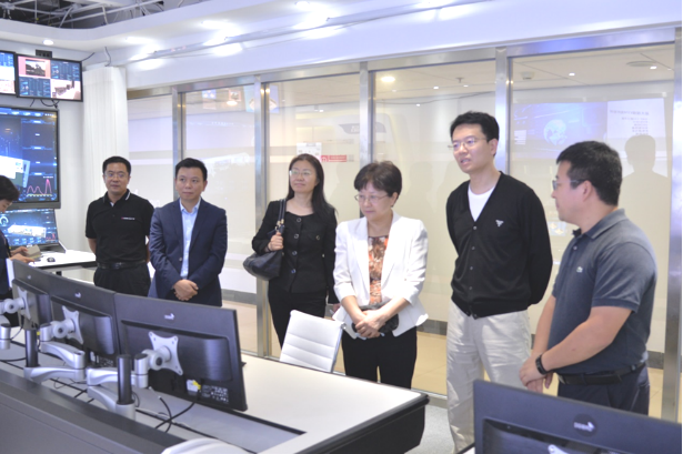 北交大副校長高艷一行調研走訪小鳥科技